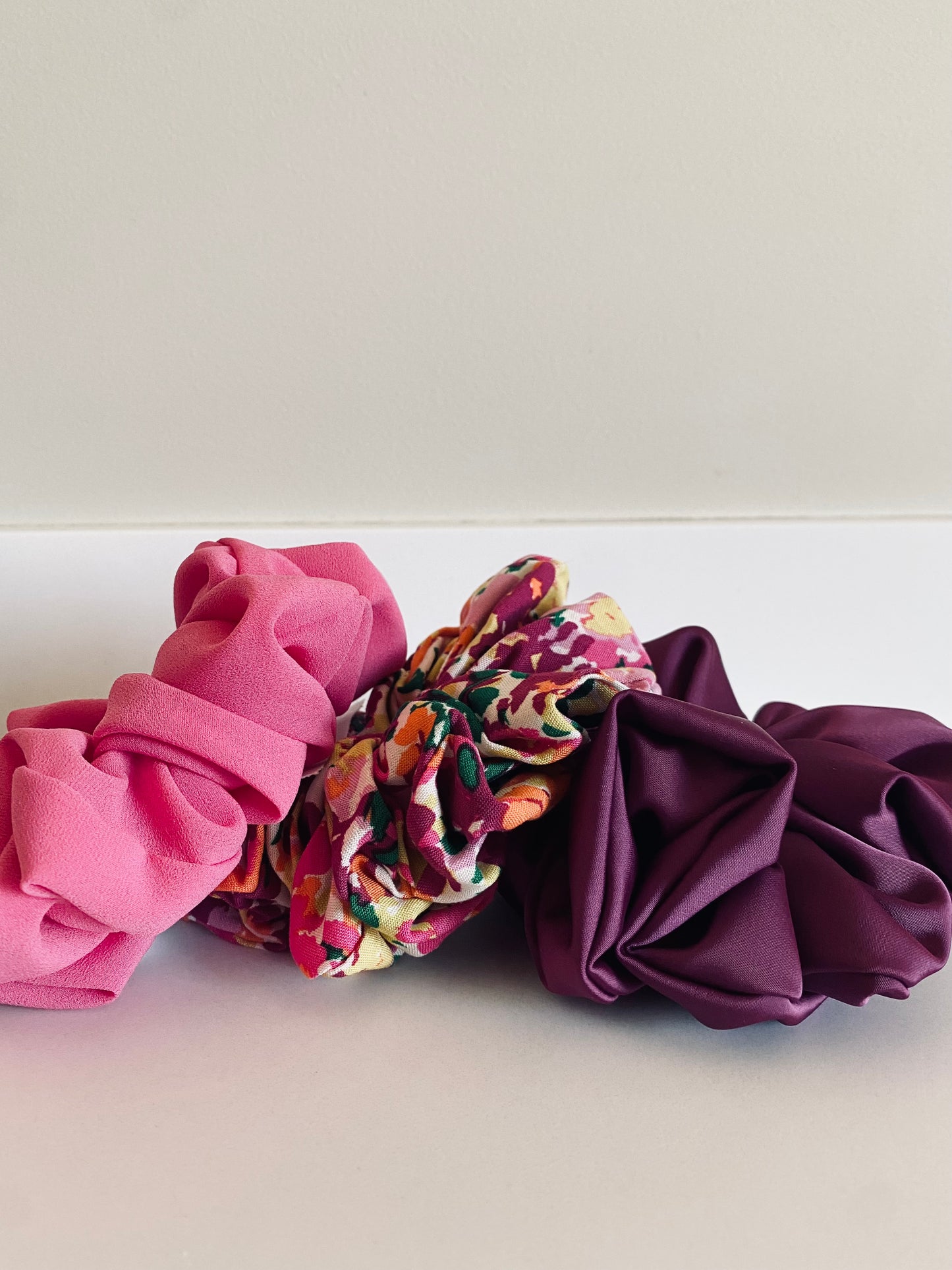 Scrunchie Neon Pink